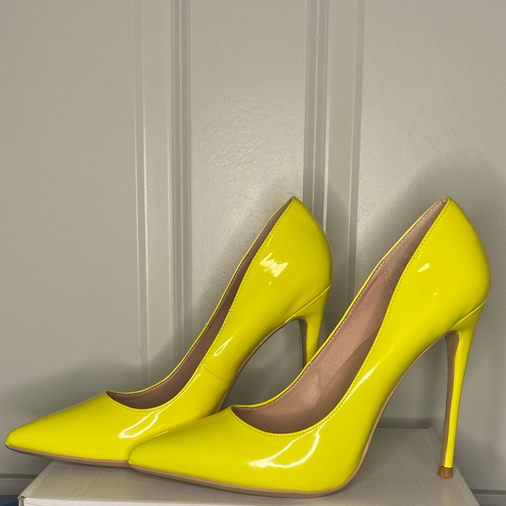 Elisabet Lang Neon Yellow Heels
